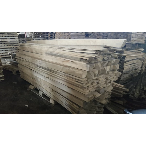 Sungkai wood size 8 x 6 cm