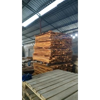 Mahogany wood Size 4 x 6 Cm