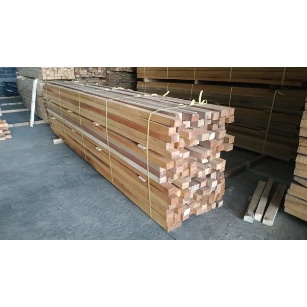 ​​Meranti wood Size 4 x 6 cm